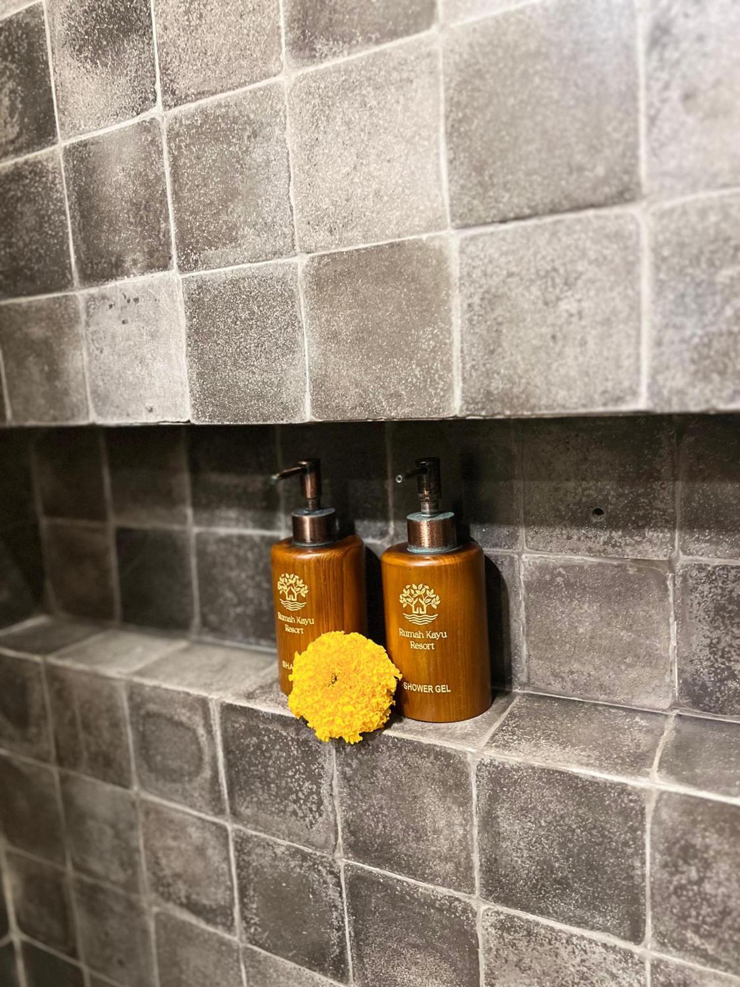 Rumah Kayu Resort ウブド エクステリア 写真